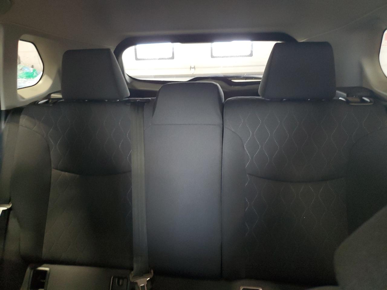 TOYOTA COROLLA CROSS LE