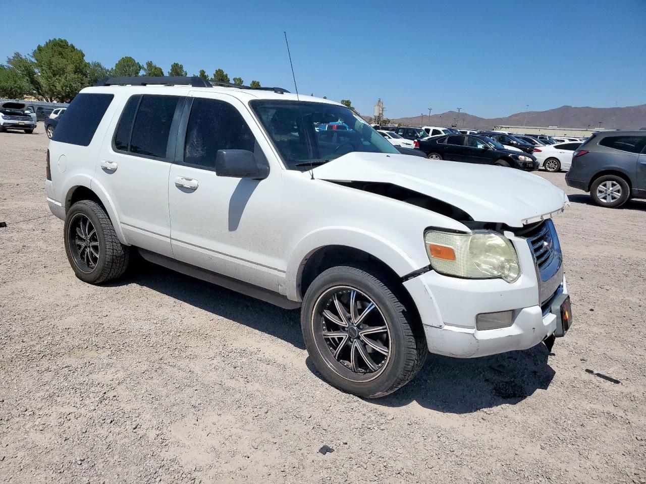 FORD EXPLORER XLT
