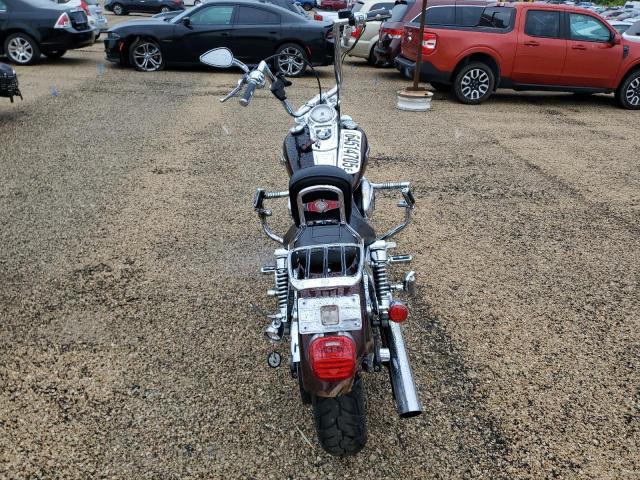 2011 HARLEY-DAVIDSON FXDC - 1HD1GV410BC303814