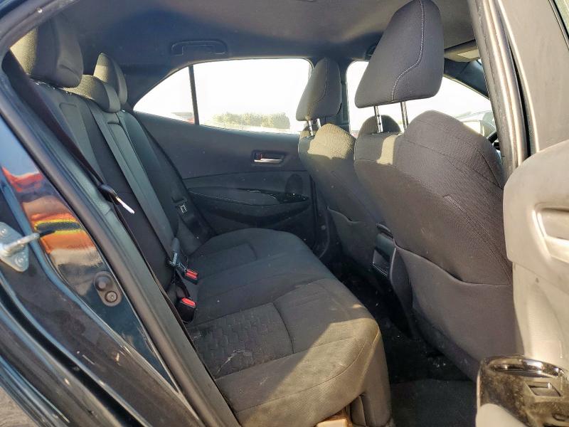 2022 TOYOTA COROLLA SE - JTND4MBE1N3182184