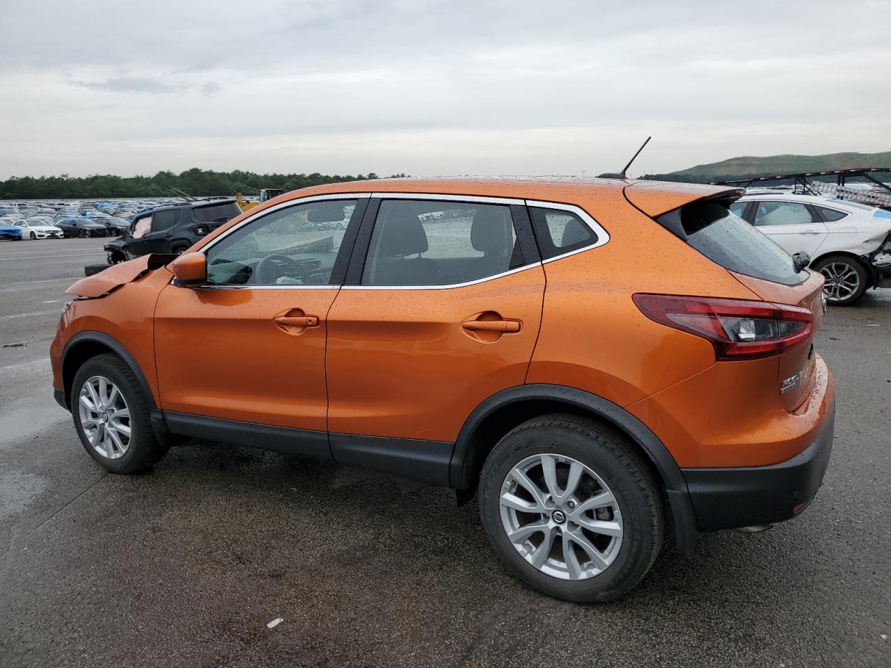 NISSAN ROGUE SPORT S