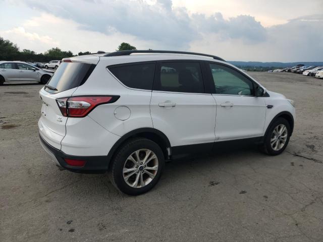Vin: 1fmcu9gd0hud16822, lot: 64186805, ford escape se 20173