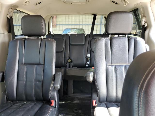 2013 CHRYSLER TOWN & COU - 2C4RC1BG4DR656857