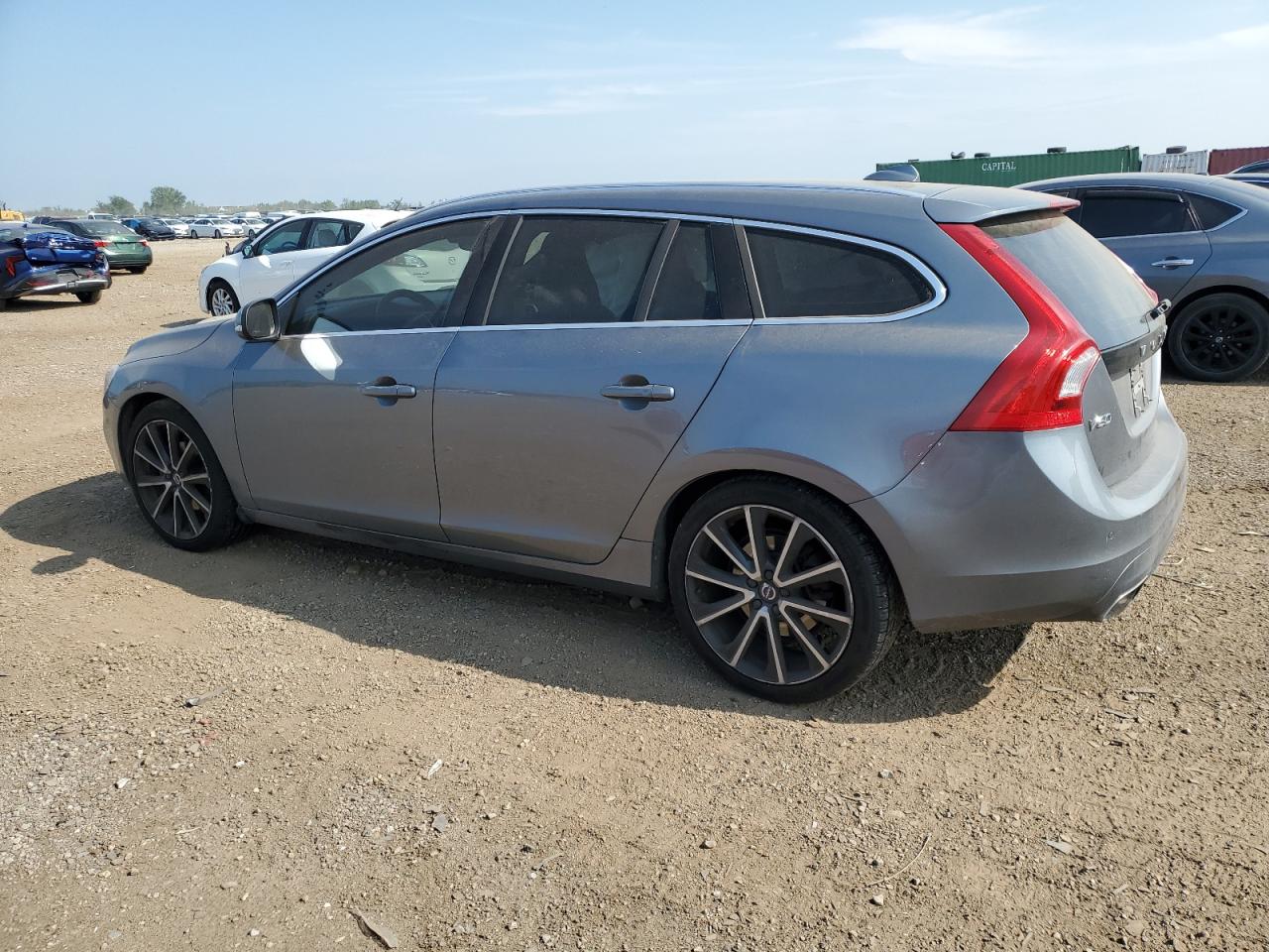 VOLVO V60 T5 PREMIER