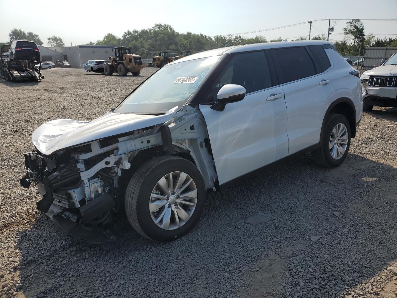 MITSUBISHI OUTLANDER ES