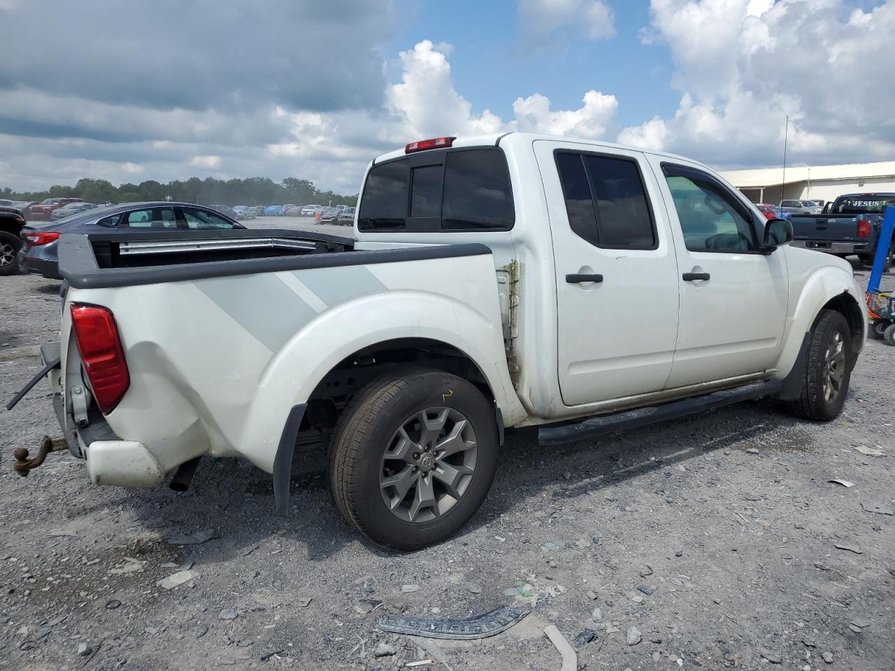 NISSAN FRONTIER S