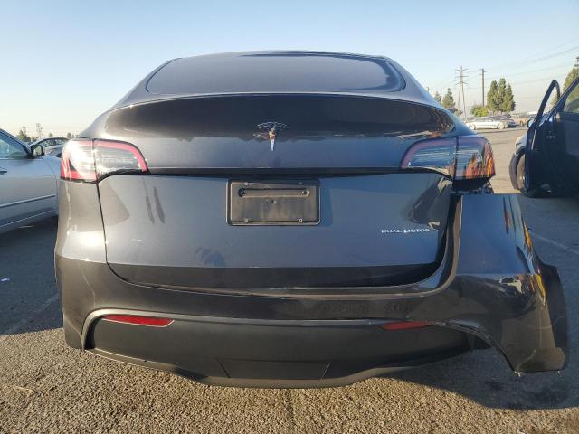 2024 TESLA MODEL Y 7SAYGDEE3RF066375