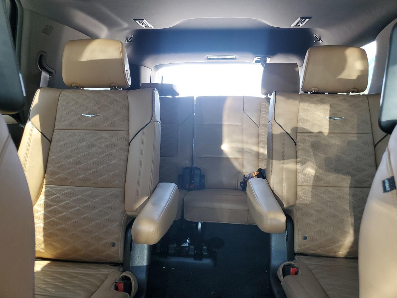 CADILLAC ESCALADE SPORT