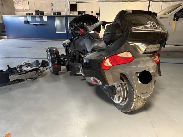 CAN-AM SPYDER ROA 2011 black road/str gas 2BXJBLC19BV000065 photo #4