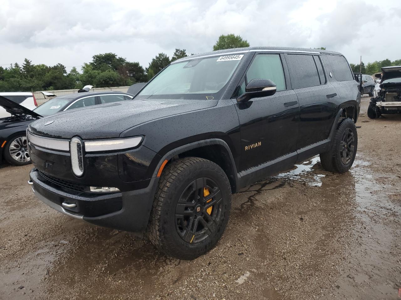 RIVIAN R1S ADVENTURE