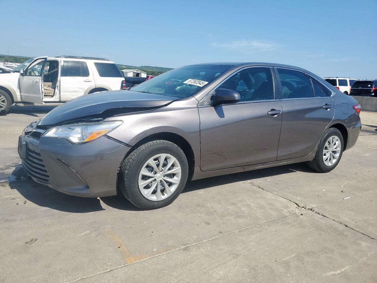 TOYOTA CAMRY LE