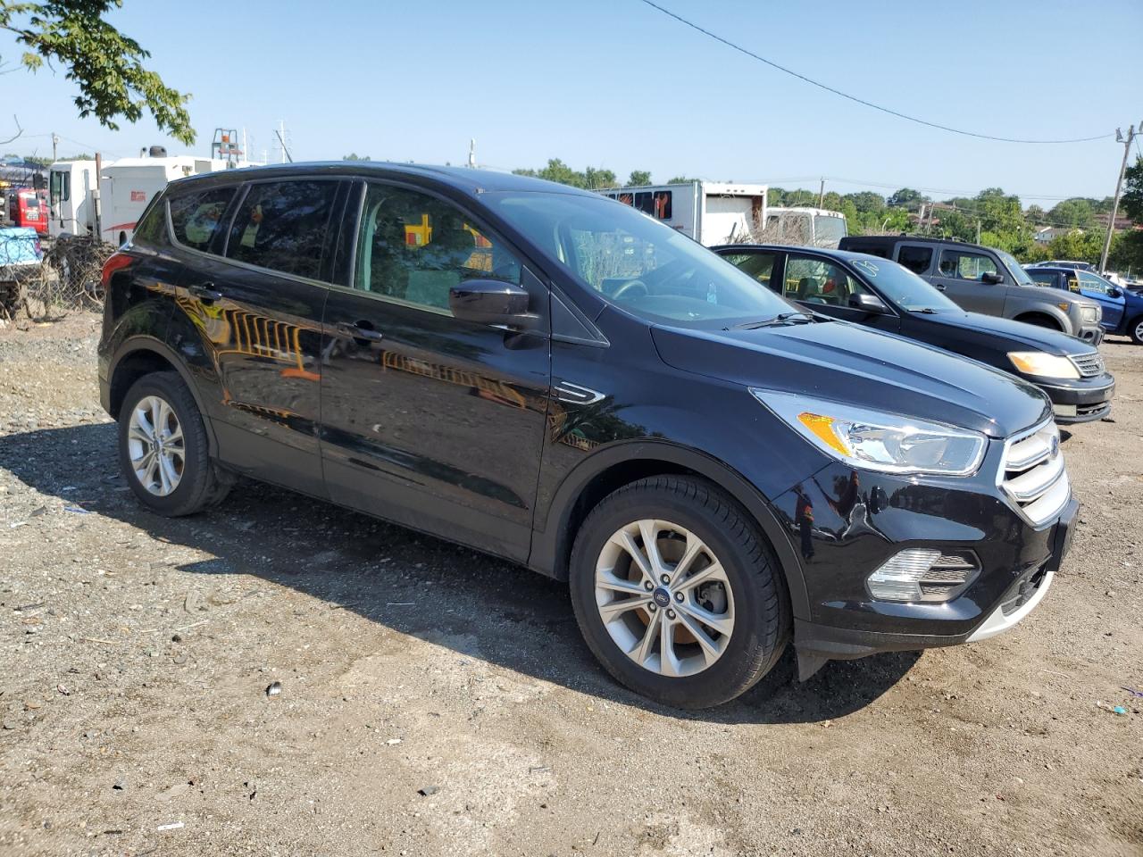 FORD ESCAPE SE