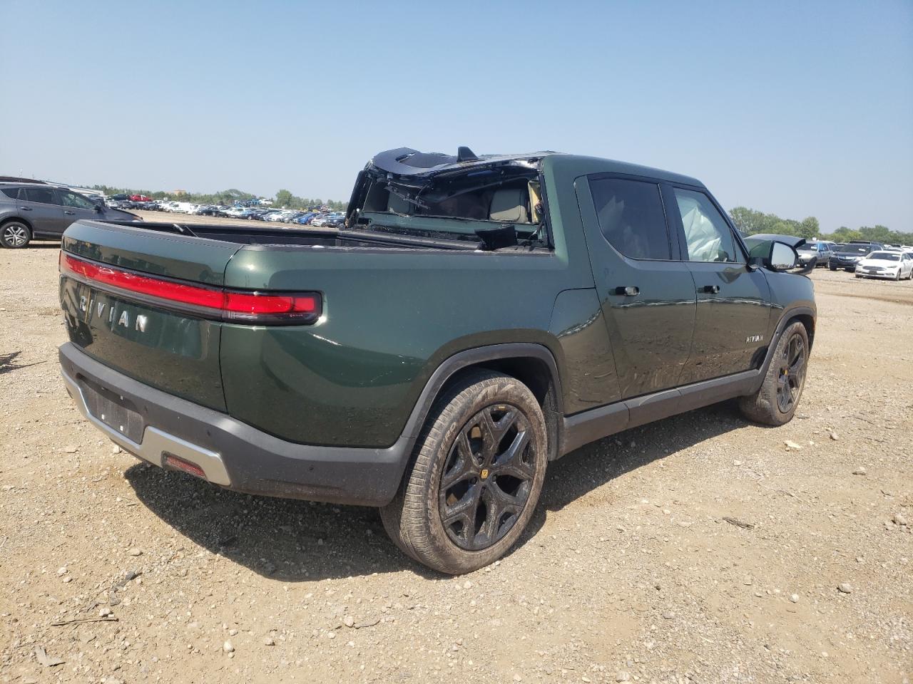 RIVIAN R1T ADVENTURE