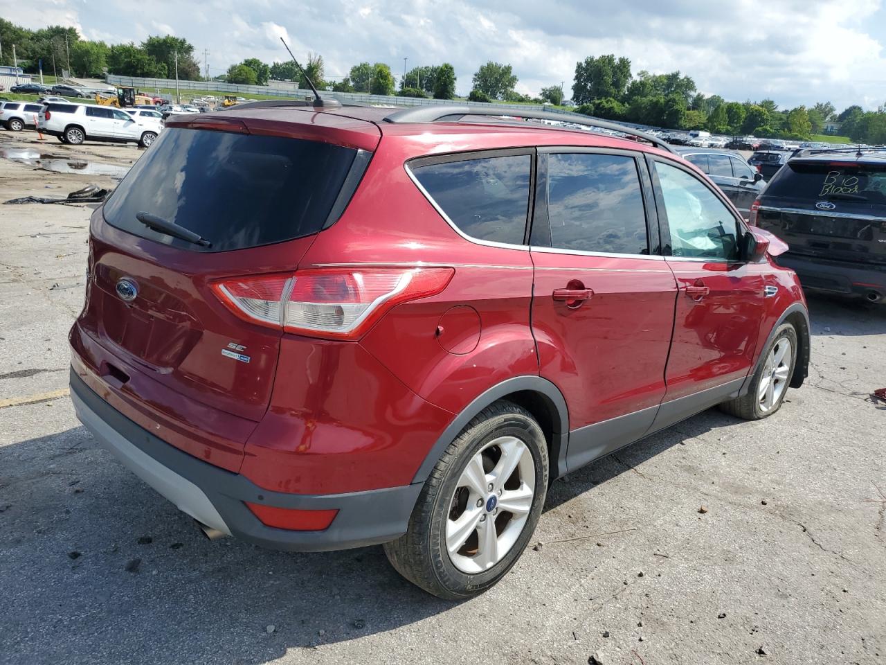 FORD ESCAPE SE