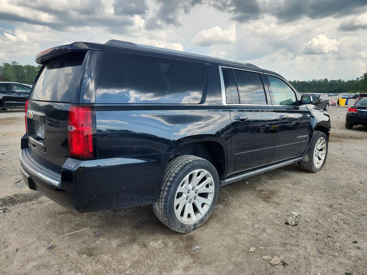 CHEVROLET SUBURBAN K1500 LTZ
