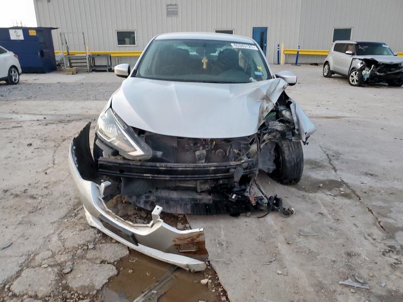 2018 NISSAN SENTRA S 3N1AB7AP1JY292366