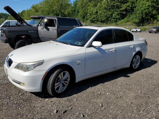 BMW 528 XI 2009 white sedan 4d gas WBANV13579C154993 photo #1