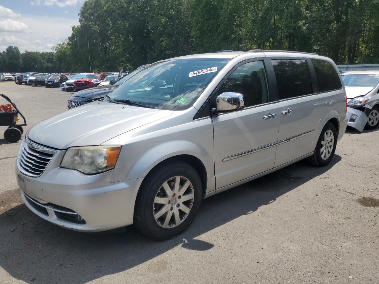 CHRYSLER TOWN & COUNTRY TOURING L