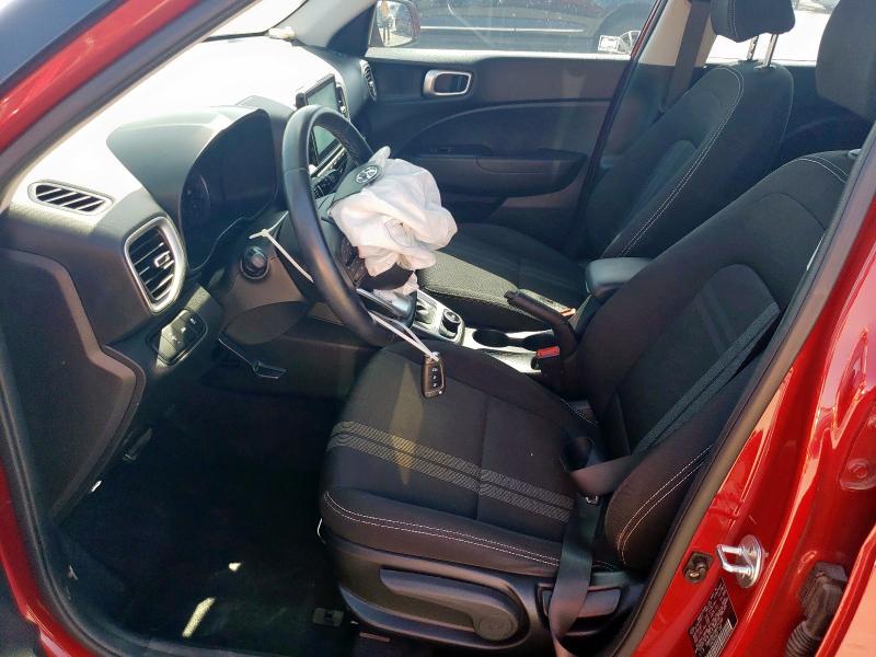 2021 HYUNDAI VENUE SEL KMHRC8A33MU071368
