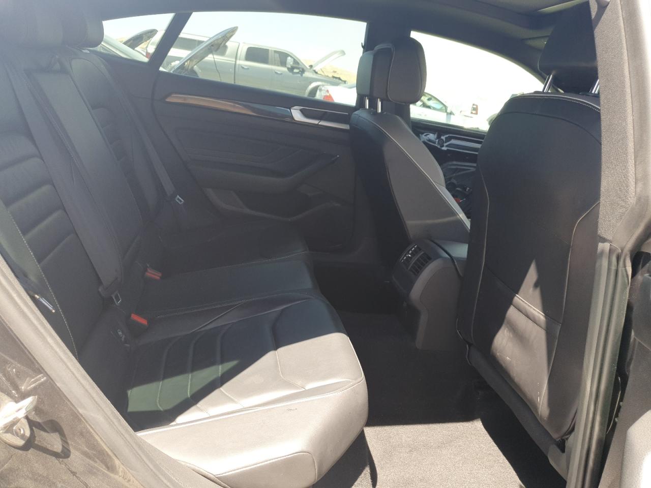 VOLKSWAGEN ARTEON SEL R-LINE