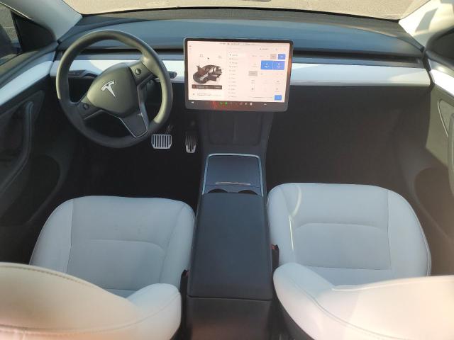 2024 TESLA MODEL Y 7SAYGDEE3RF066375