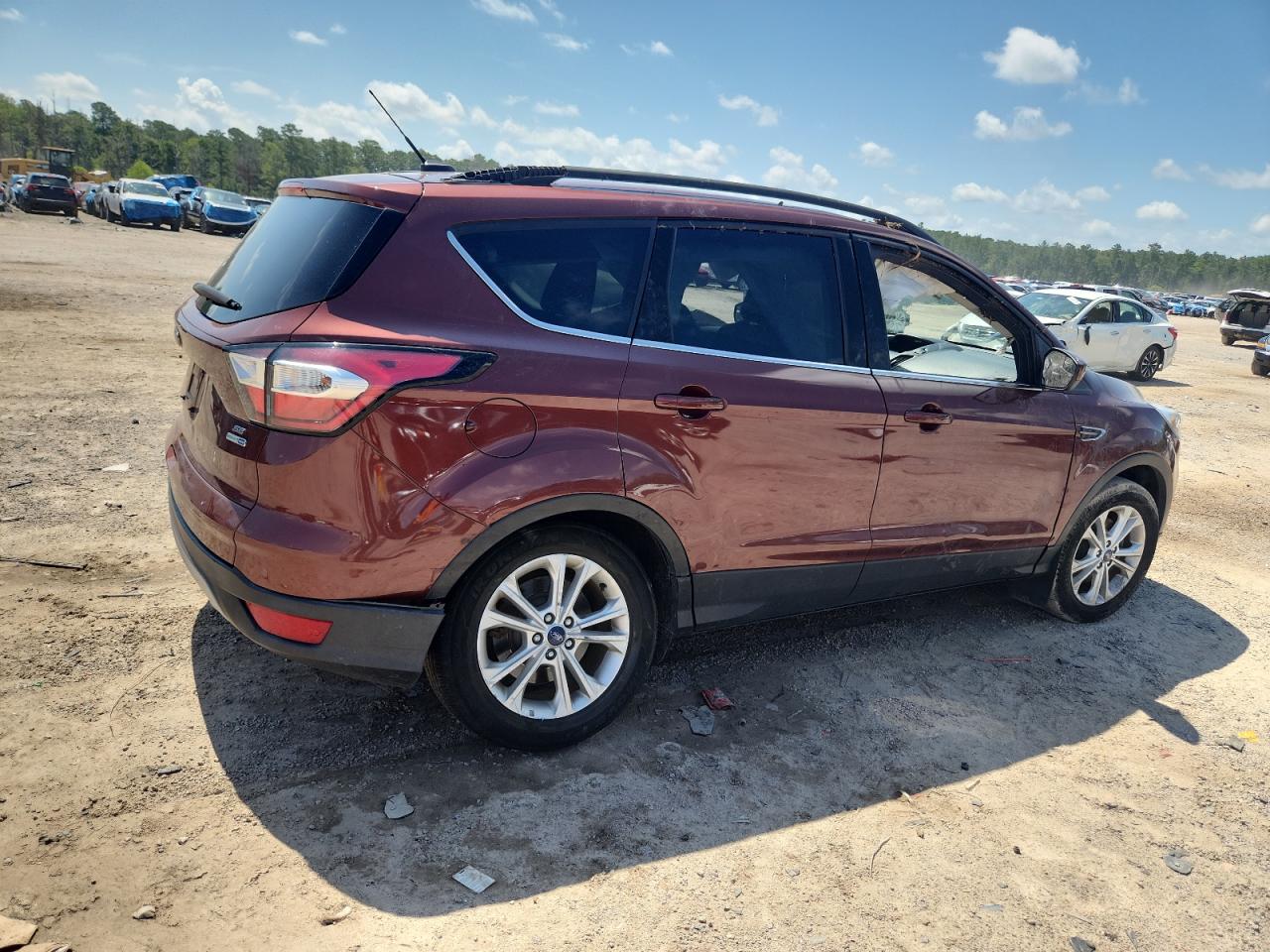 FORD ESCAPE SE
