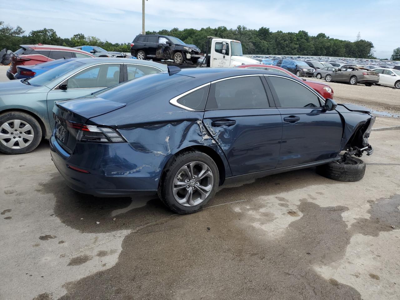 Lot #3227494318 2024 HONDA ACCORD EX