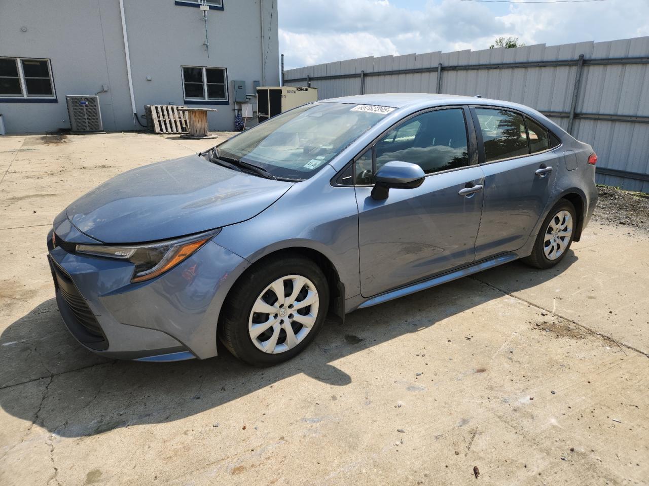 TOYOTA COROLLA LE