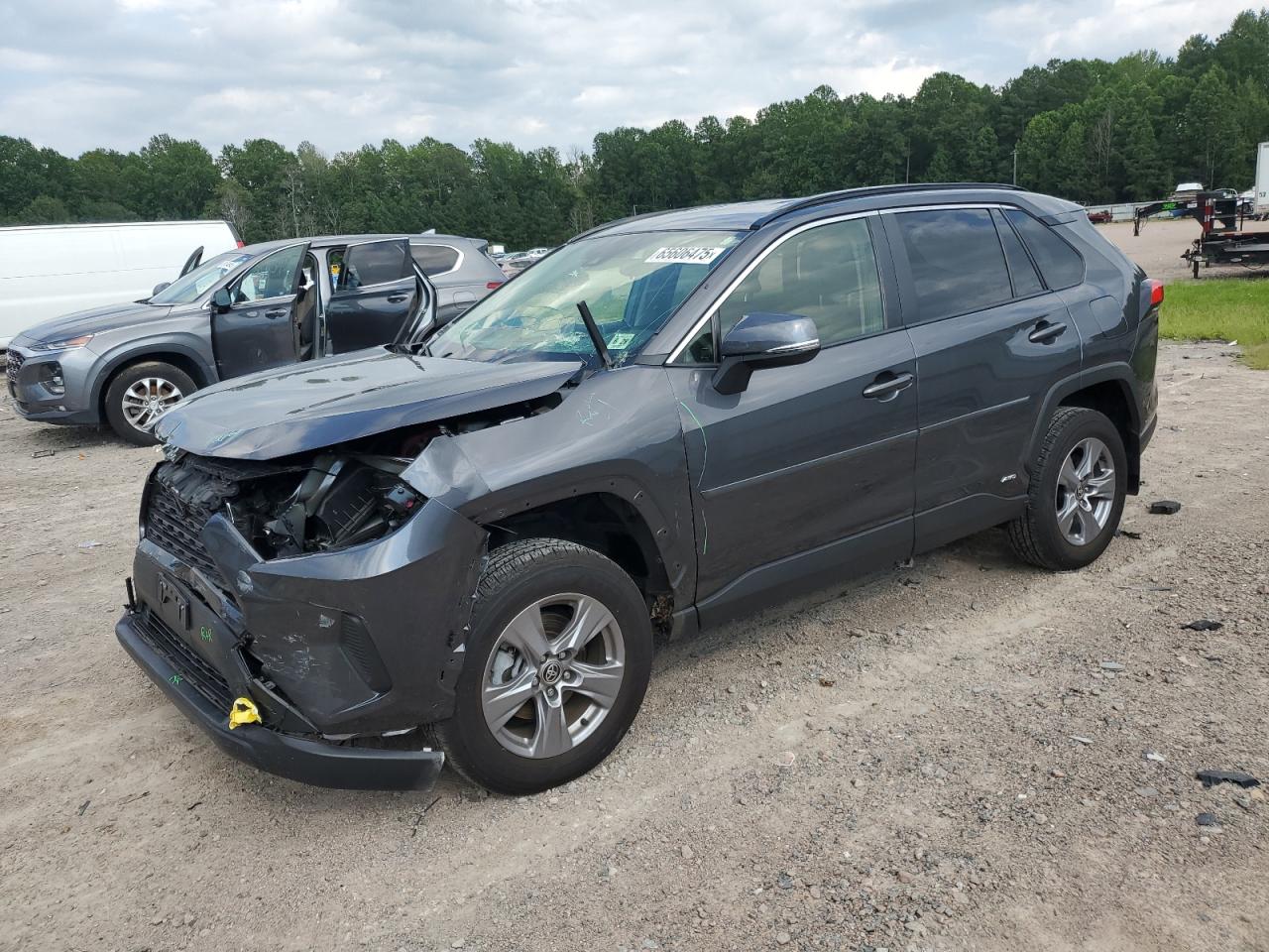 TOYOTA RAV4 XLE