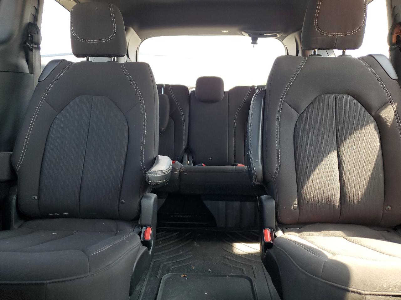 CHRYSLER PACIFICA TOURING PLUS