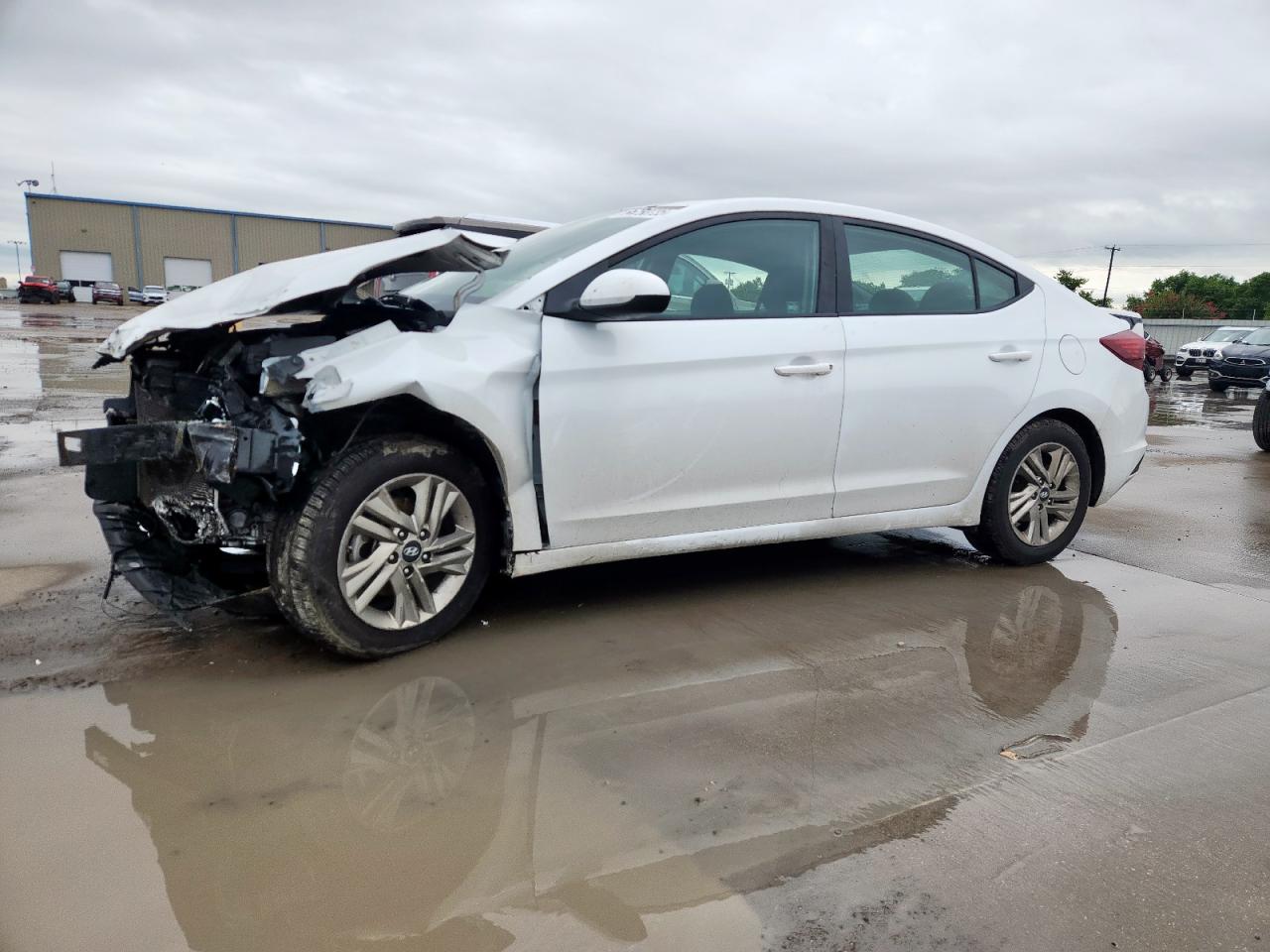 HYUNDAI ELANTRA SEL