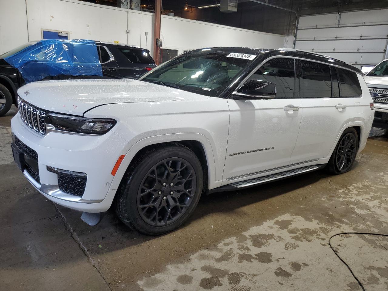 JEEP GRAND CHEROKEE L SUMMIT