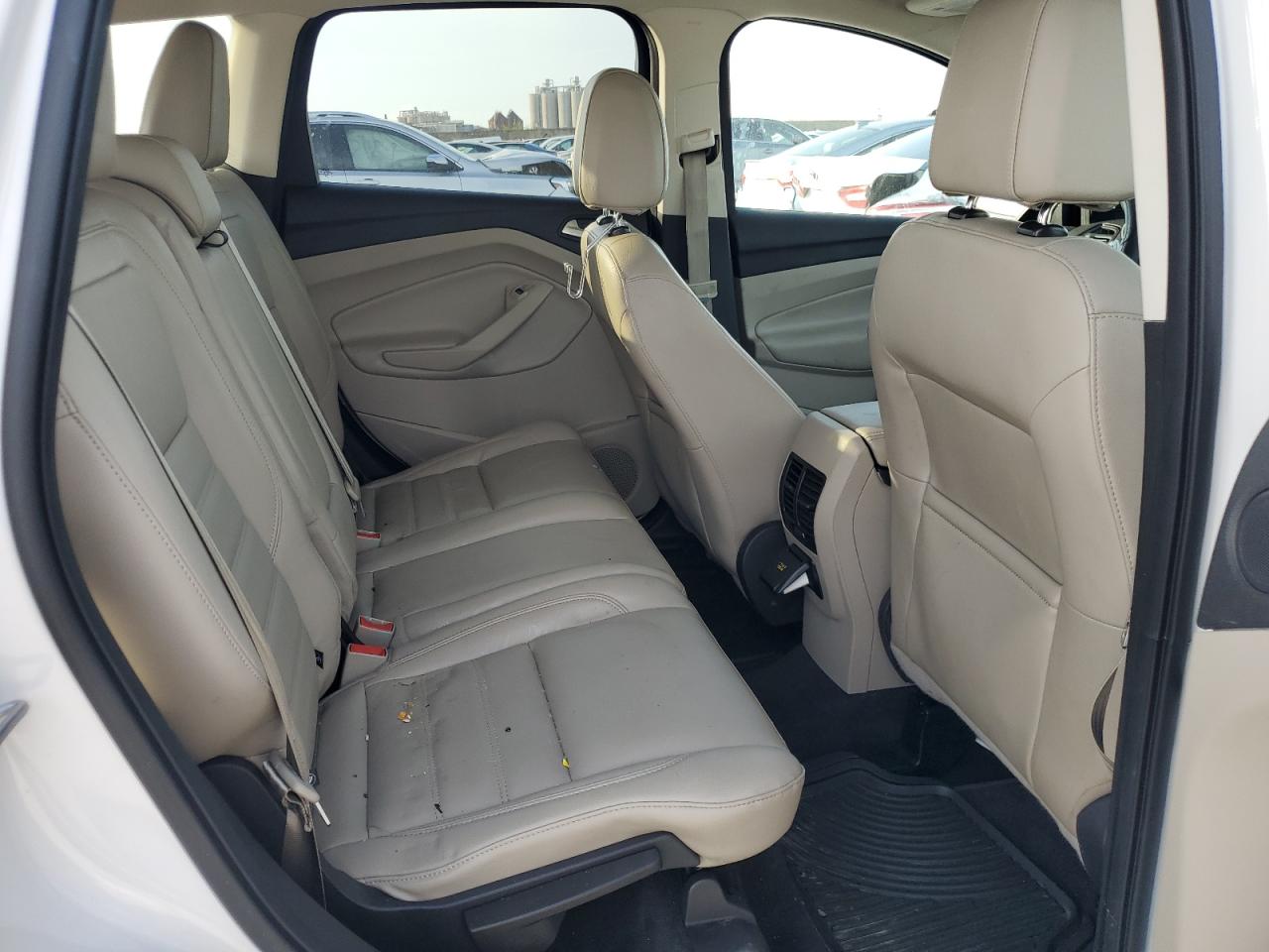 FORD ESCAPE TITANIUM