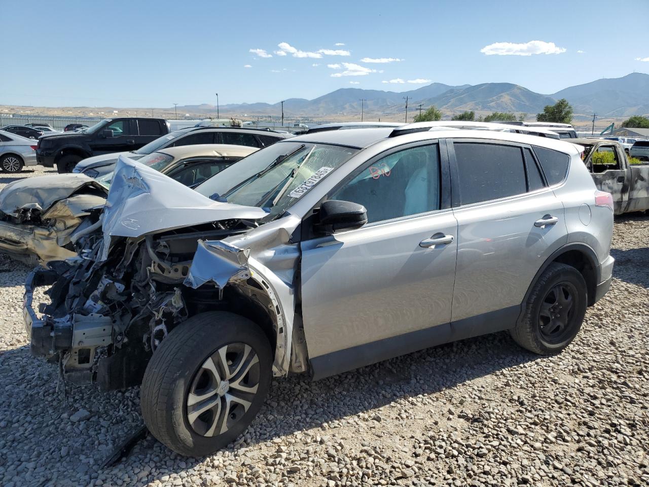 TOYOTA RAV4 LE