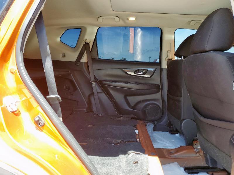 2017 NISSAN ROGUE S 5N1AT2MT7HC764185