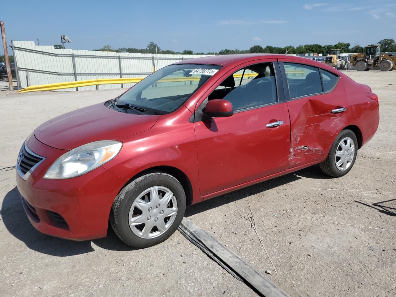 NISSAN VERSA S