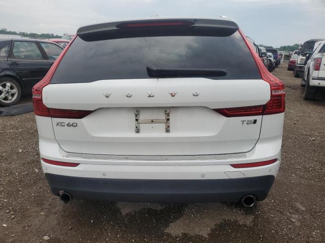 2018 VOLVO XC60 T5 MO YV4102RK1J1066182