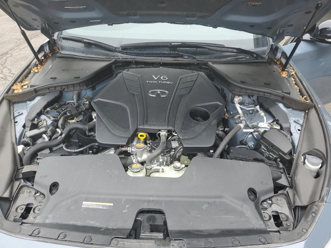 INFINITI Q50 RED SPORT 400