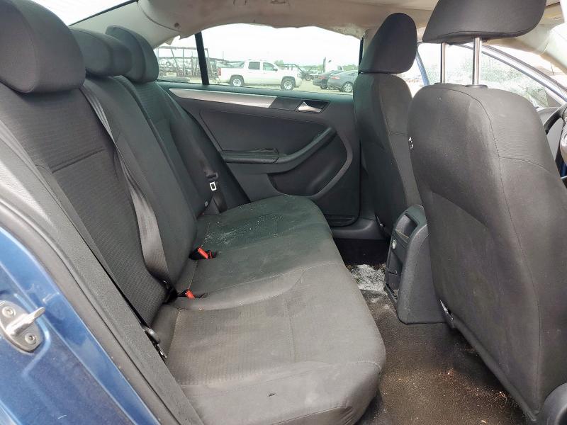 2015 VOLKSWAGEN JETTA SE - 3VWD17AJ5FM290835