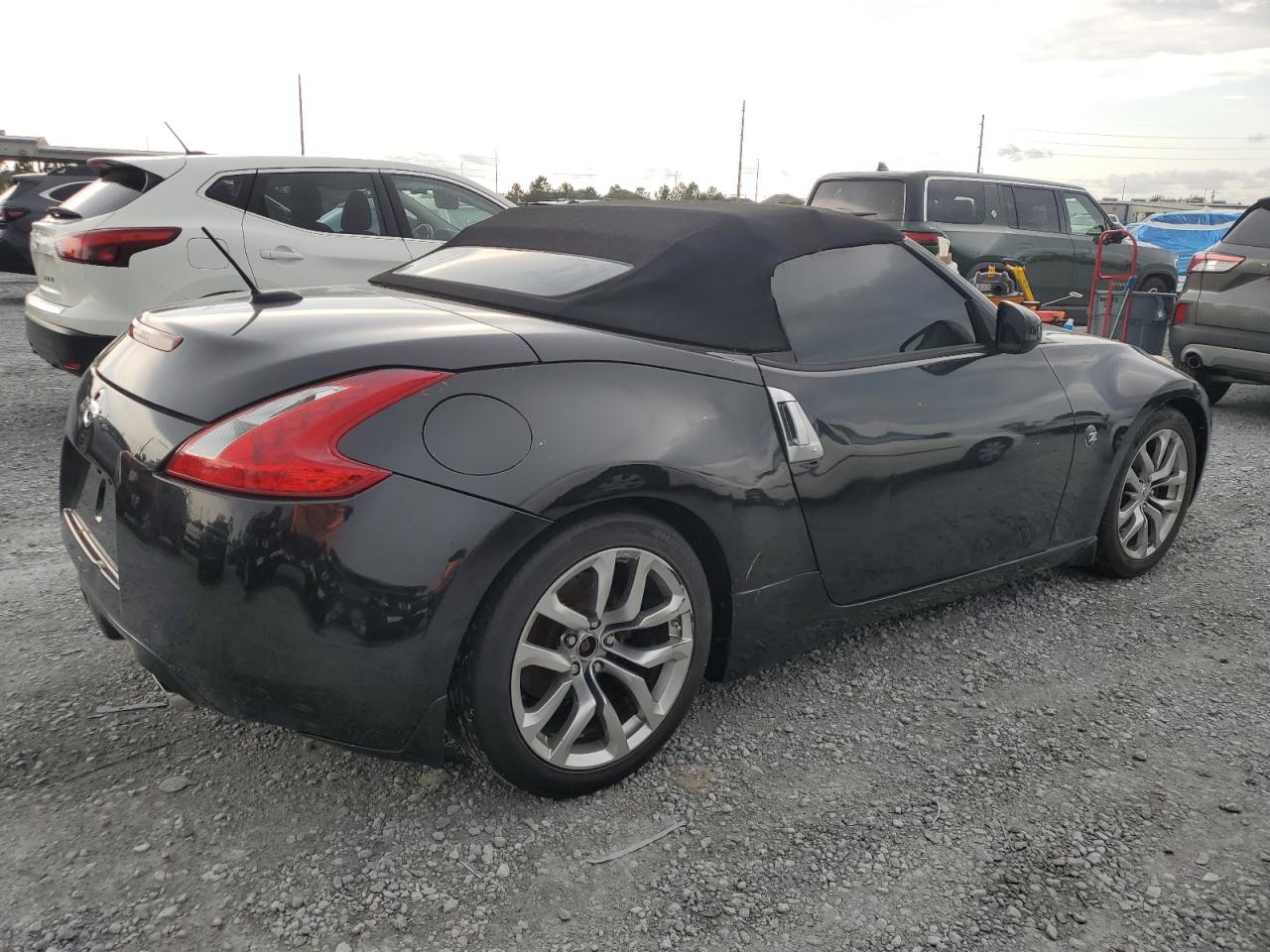 NISSAN 370Z BASE