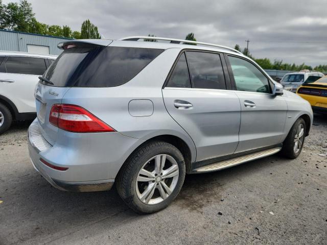 Vin: 4jgda2eb8ca087712, lot: 63479635, mercedes-benz m-class 350 bluetec 20123