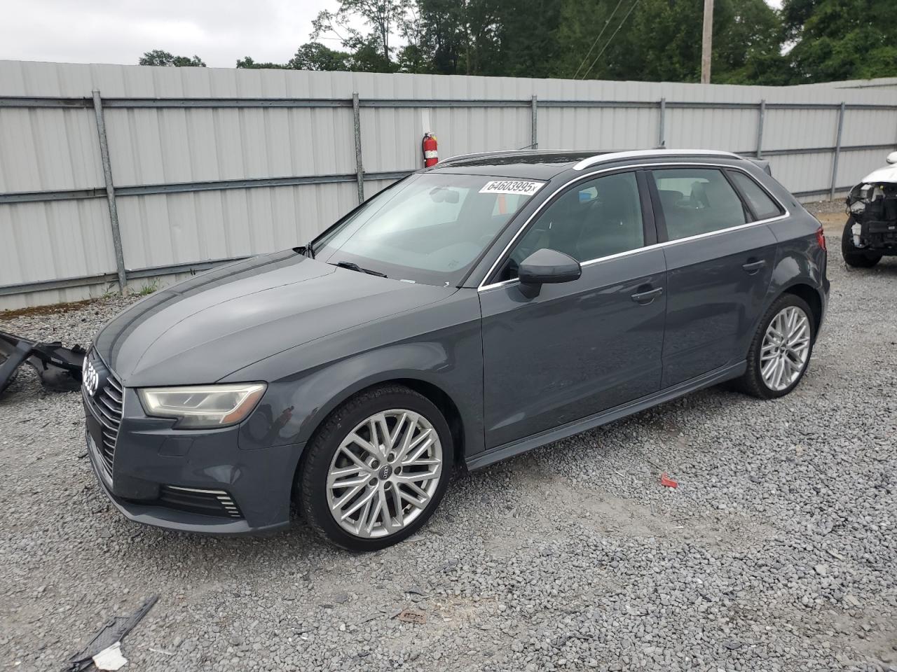 AUDI A3 E-TRON PREMIUM PLUS