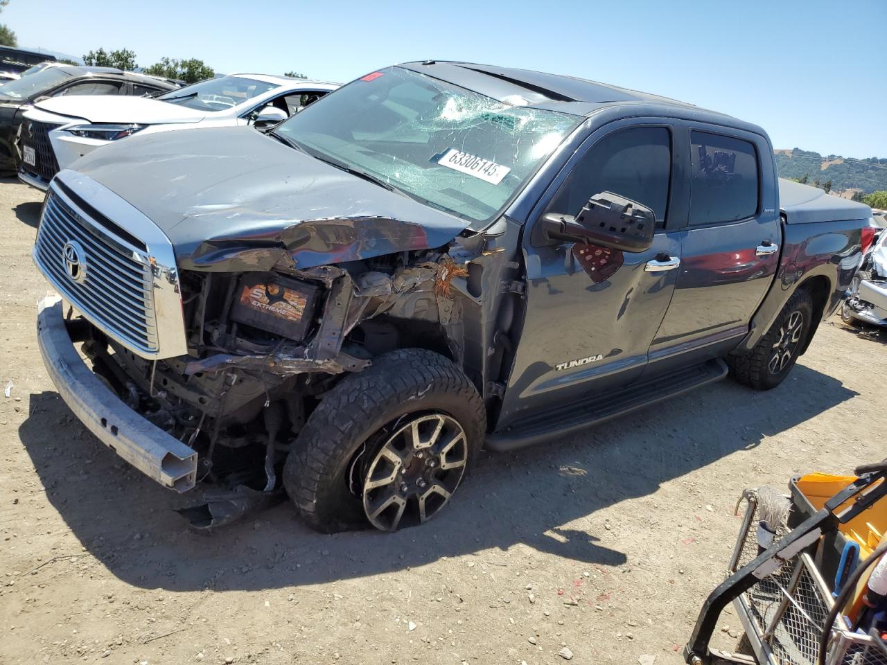TOYOTA TUNDRA CREWMAX LIMITED