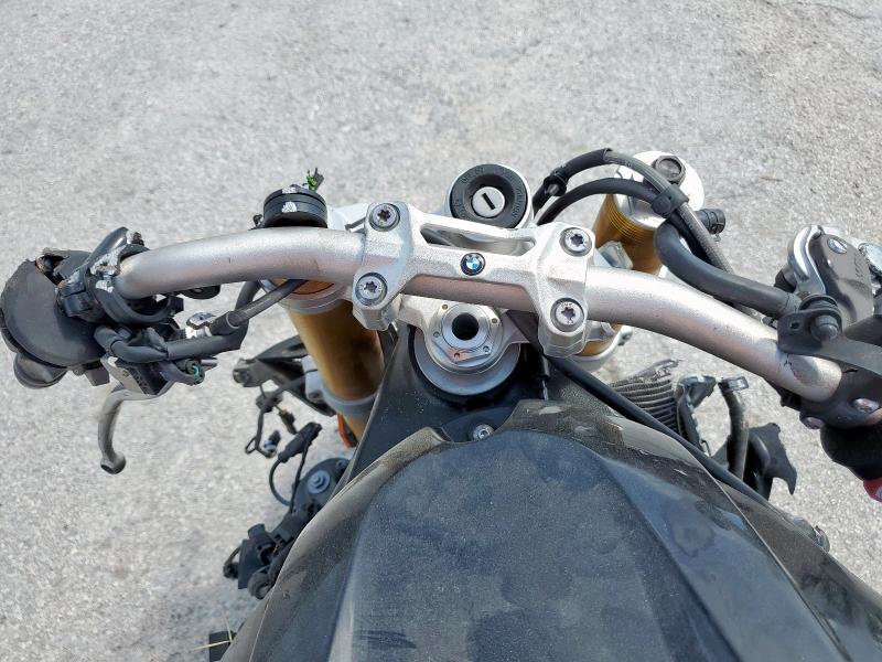 2017 BMW S 1000 R WB10D6200HZ761877