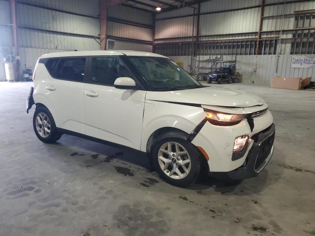 2022 KIA SOUL LX KNDJ23AU1N7155799