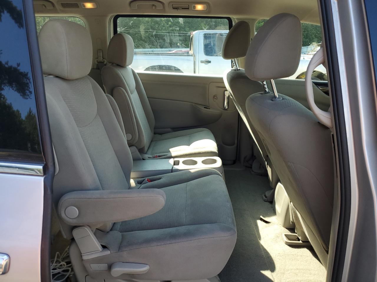 NISSAN QUEST S
