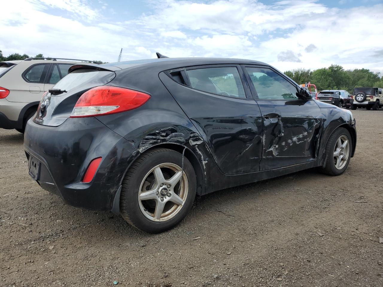 Hyundai Veloster 2013