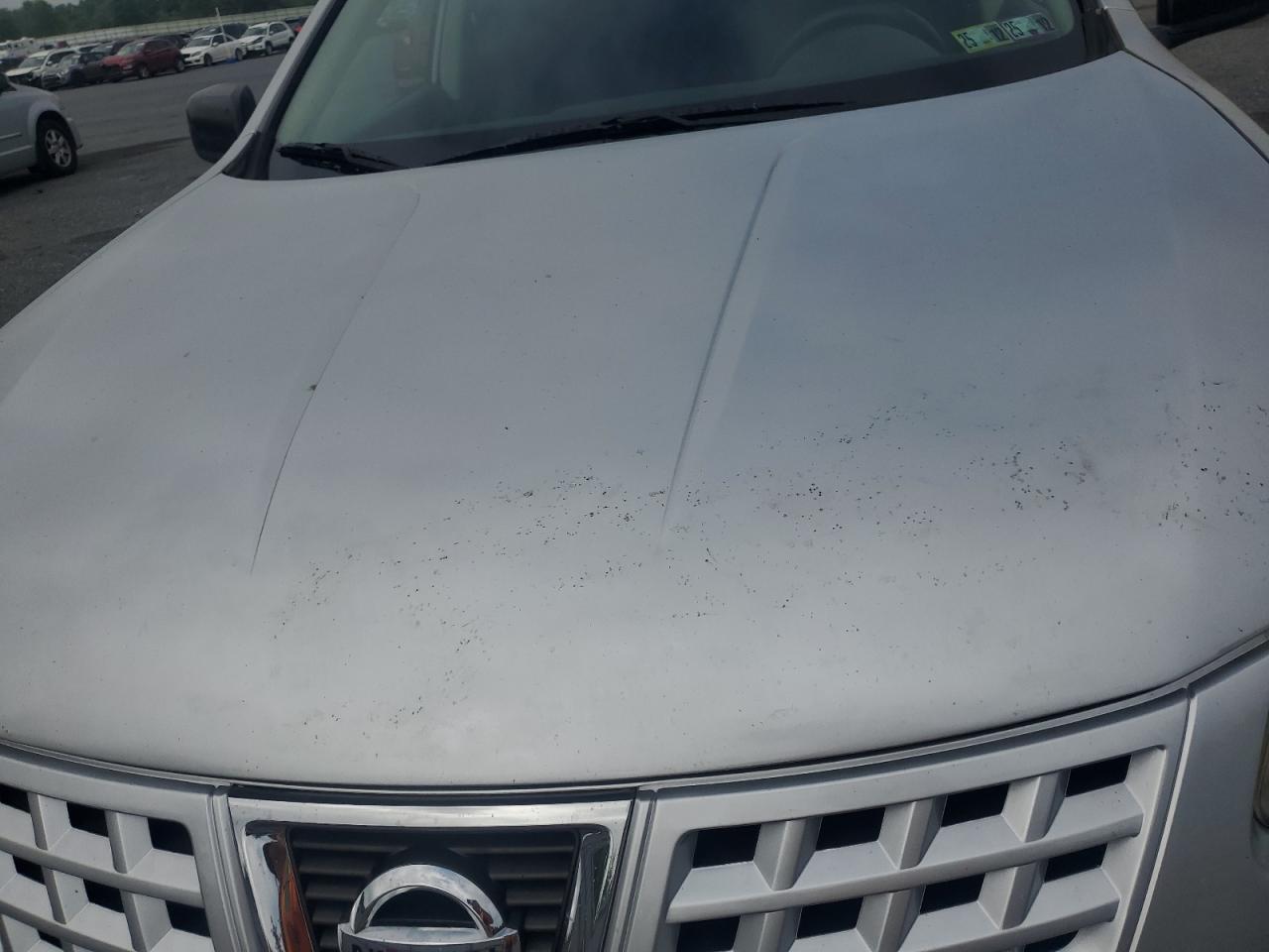 Nissan Rogue s 2010