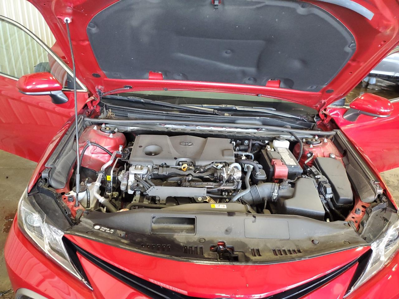 Toyota Camry le 2023