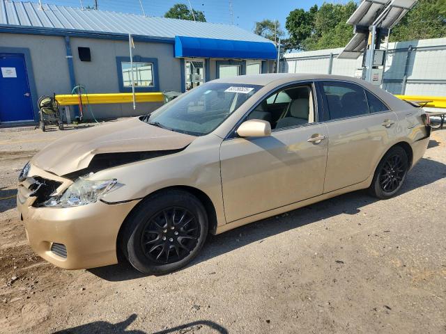 TOYOTA CAMRY BASE